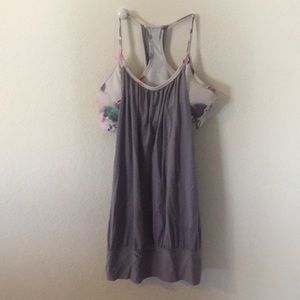 Lululemon tank, top bargain!